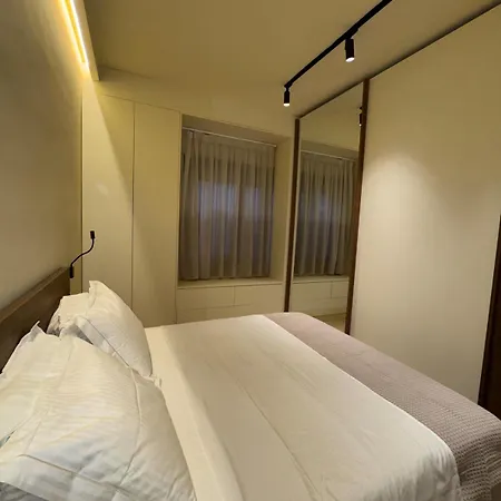 Апартаменты Moxart Тирана